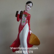 Miss Việt Statue -  Tượng Cô gái Việt